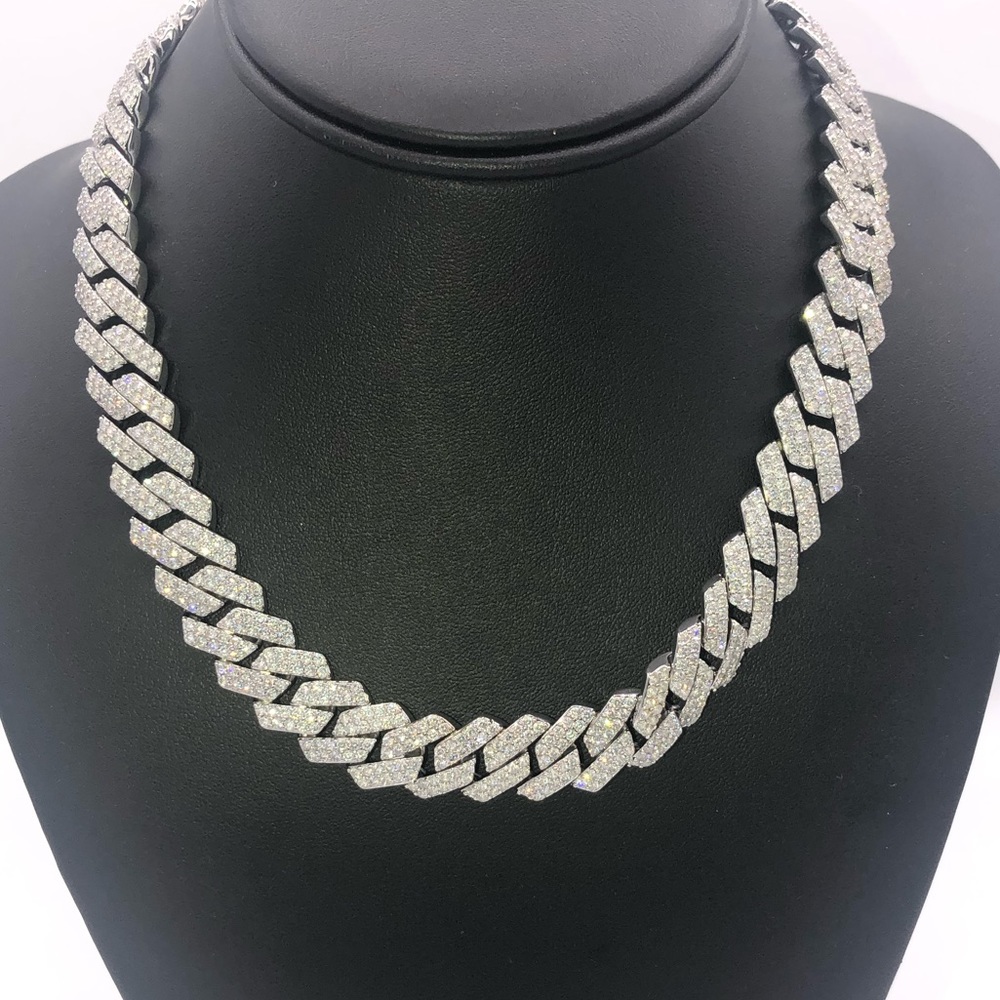 18k 30ct Link Necklace - Picture 2 of 13